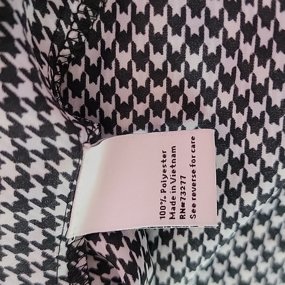 Nine West Sleeve-Slit Wrap Blouse/ L. - Picture 9 of 10